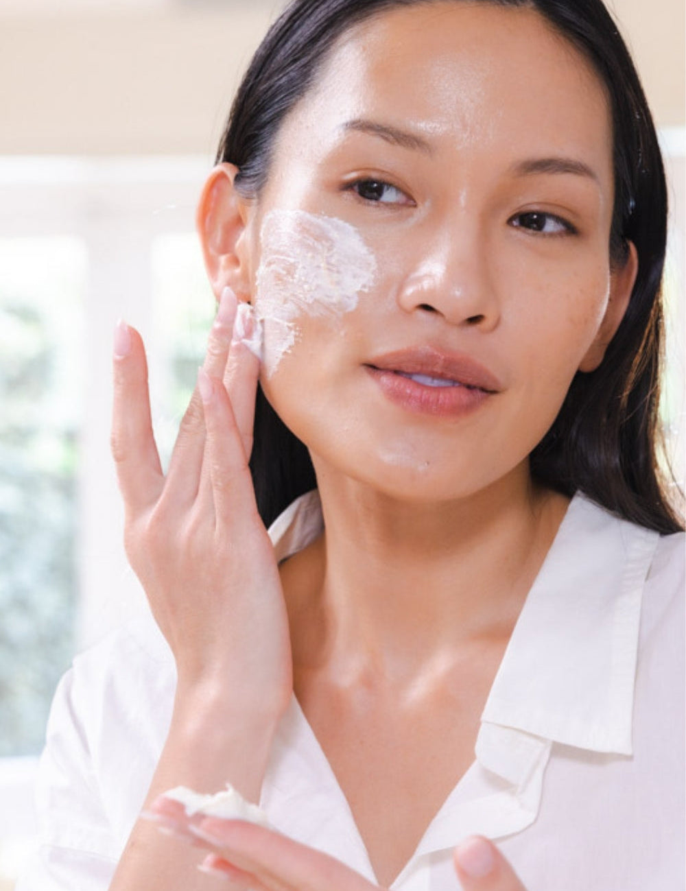 Why Gentle Exfoliation Is Essential for Mature Skin