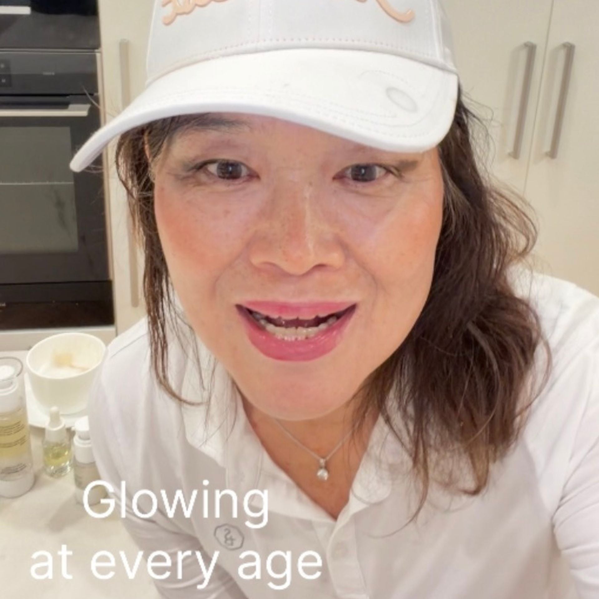 Skincare Routine for Mature Skin Over 50 | Skin Glow 5™ Ritual Set