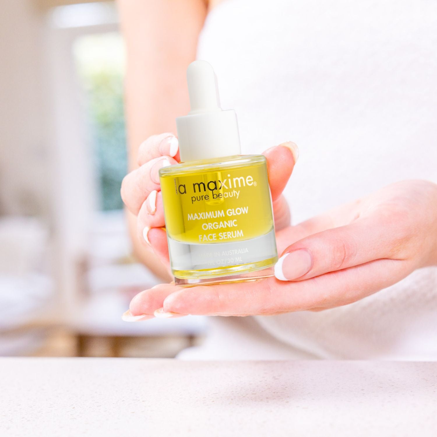 Radiant Glow face oil serum for visibly brighter smoother skin and improved overall complexion